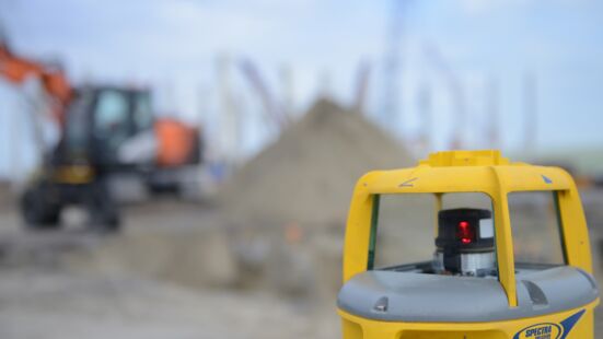 RVB-infrastructuur-en-constructies-wegenbouw-landmeter RVB-infrastructuur-en-constructies-wegenbouw-landmeter