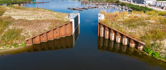 Ontwerp en aanleg keersluis Ontwerp en aanleg keersluis